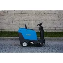 industrial-ride-on-sweeper-machine-jvc40sweepn-from-johnny-vac-395-1-003-mm-cleaning-path-battery-charger-included (2).webp