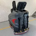 autoscrubber-38-w-side-brushs-batt-charg-36v-ride-on-jvc38hssb (1).webp